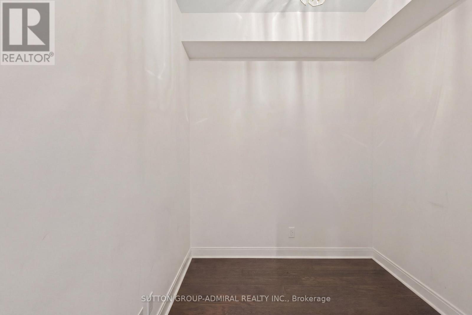 #516 825 CHURCH STREET - 22