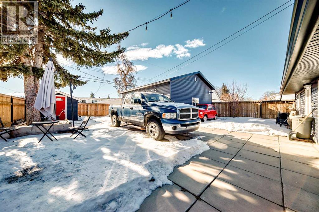 Single Family House Bungalow for Sale in   Avenue NW Bowness Calgary 