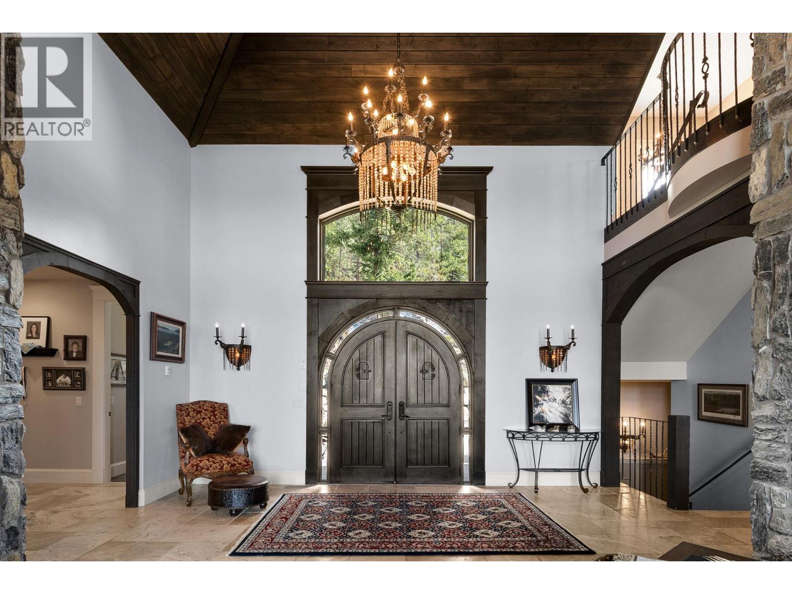 5500 Rockface Road, Kelowna