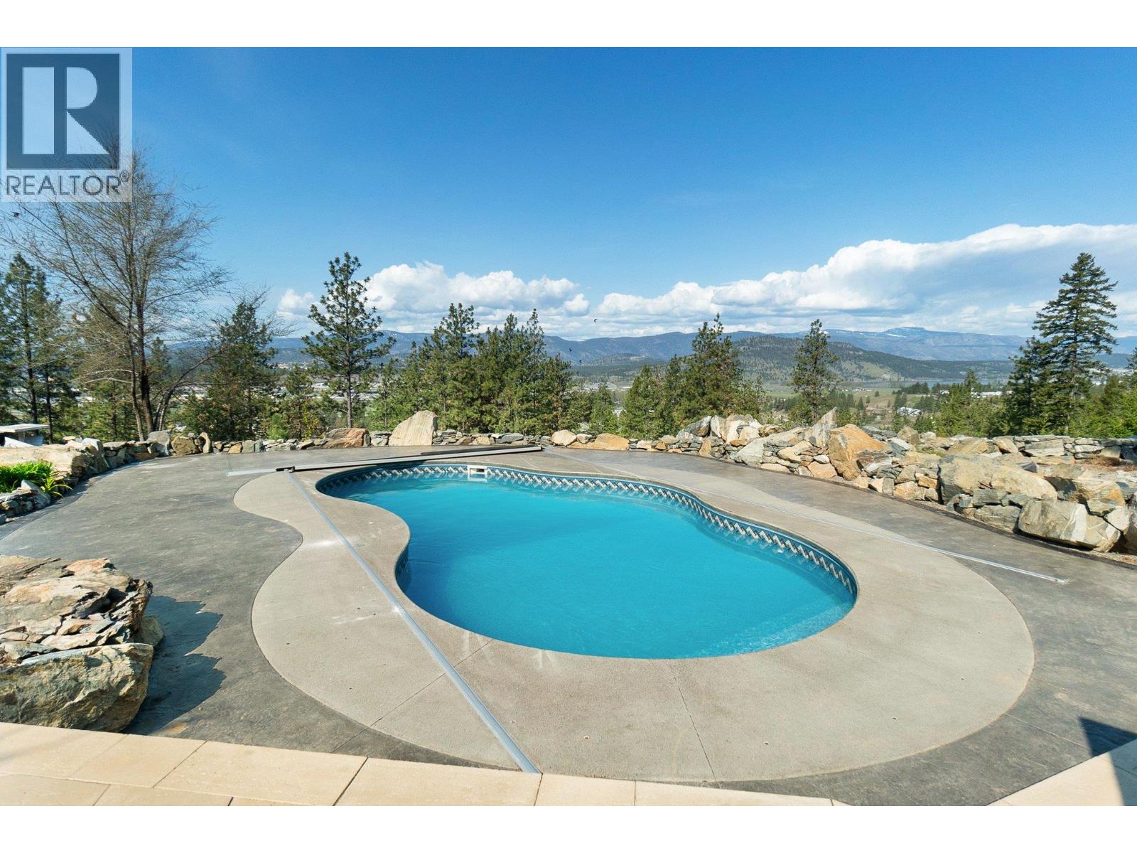 5500 Rockface Road, Kelowna