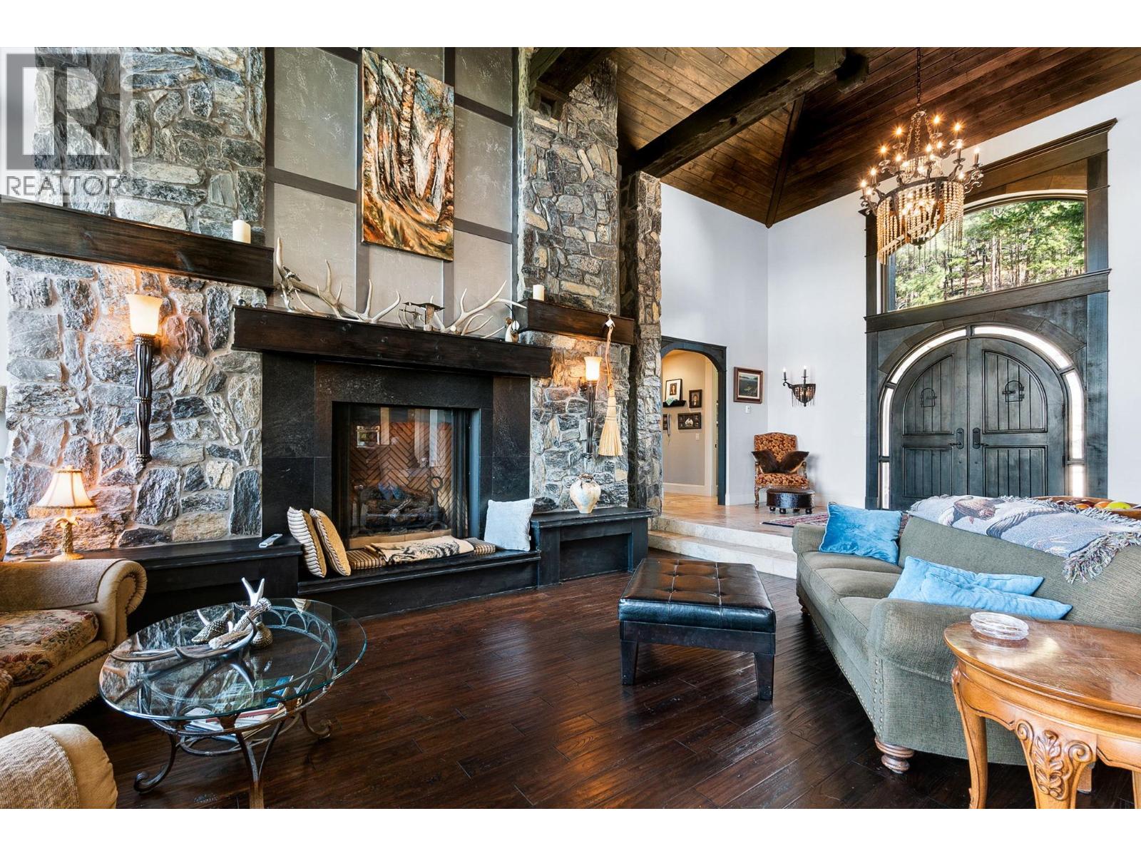 5500 Rockface Road, Kelowna