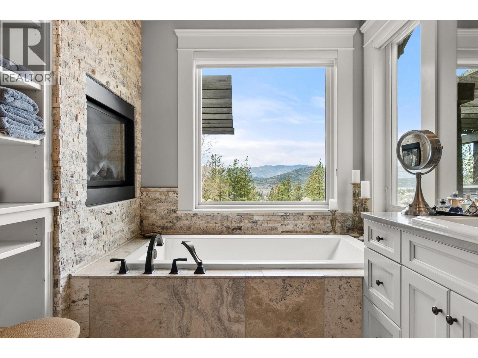 5500 Rockface Road, Kelowna