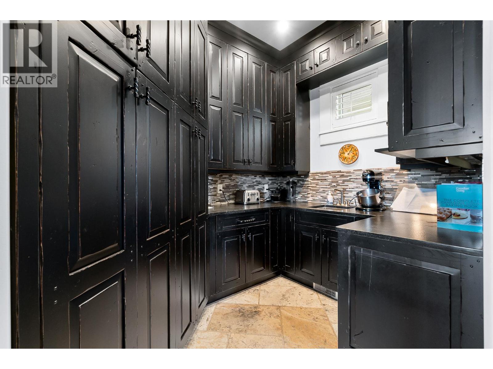 5500 Rockface Road, Kelowna