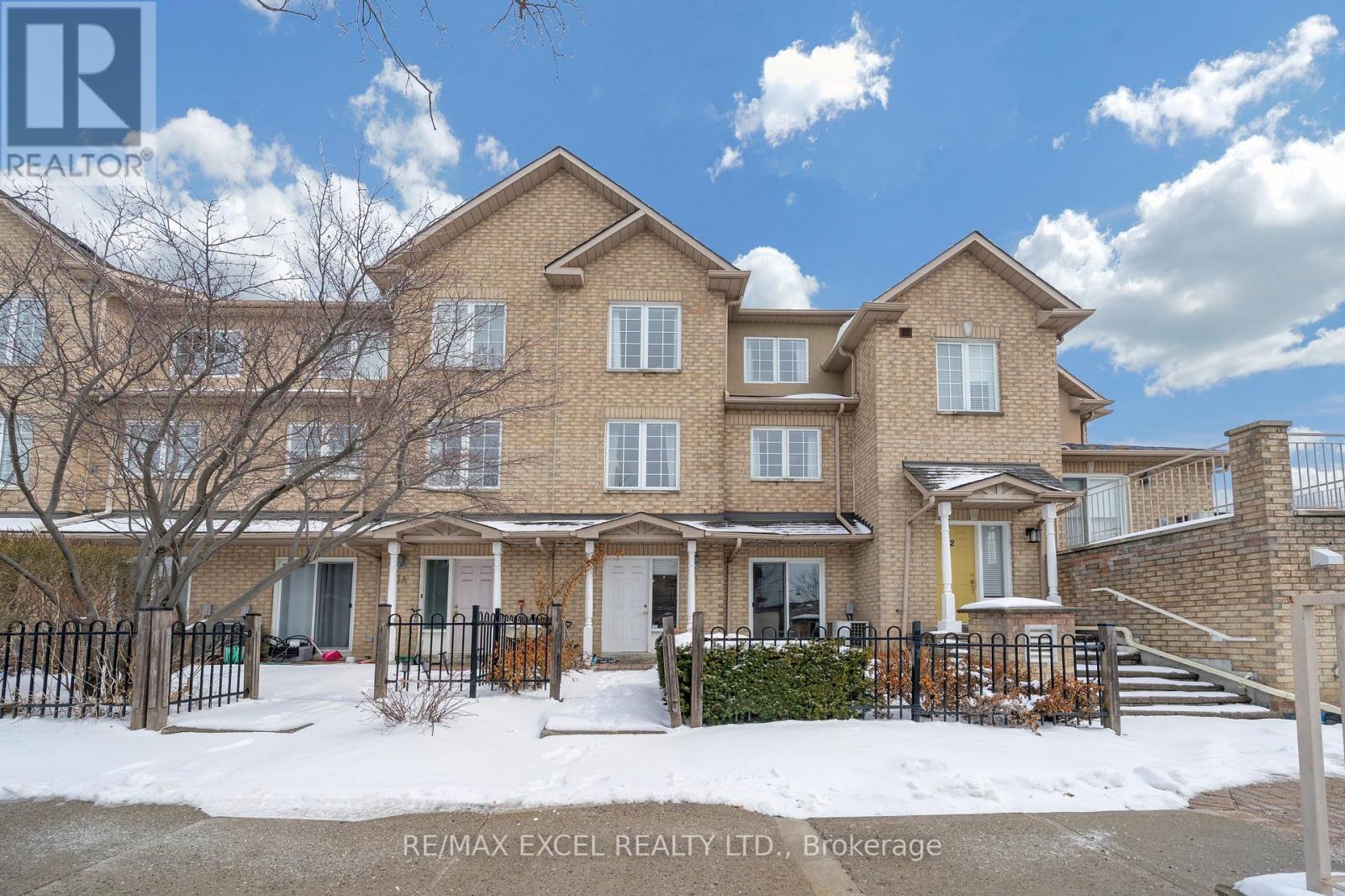 #3 10 COX BOULEVARD - 2