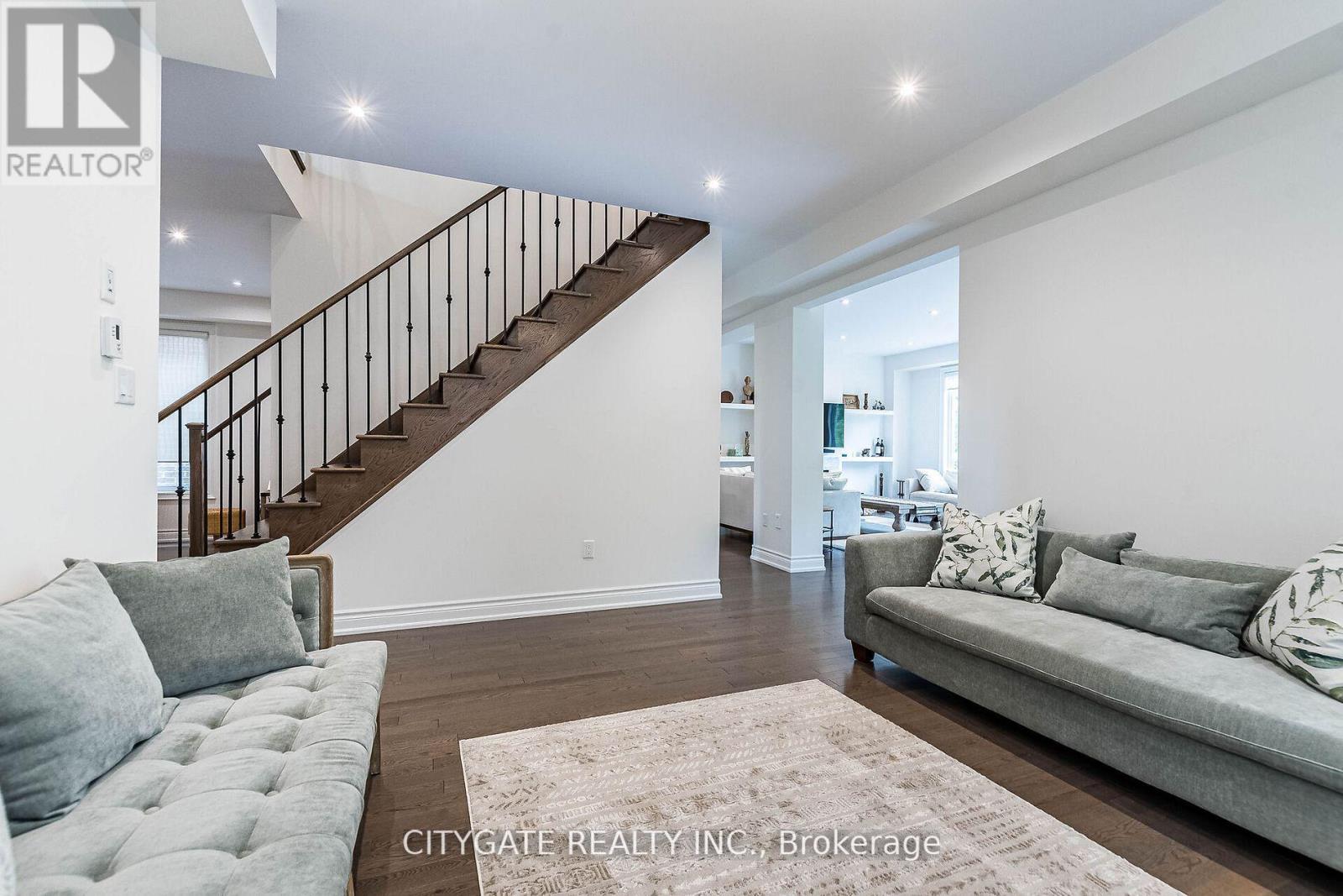 44 ELYSIAN FIELDS CIRCLE - 24
