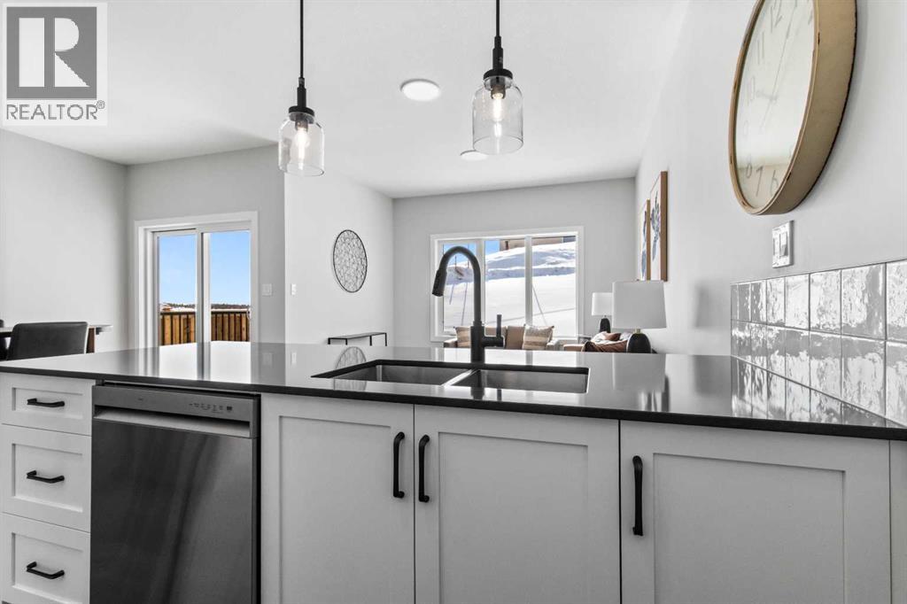 44 Concord Rise, Sylvan Lake