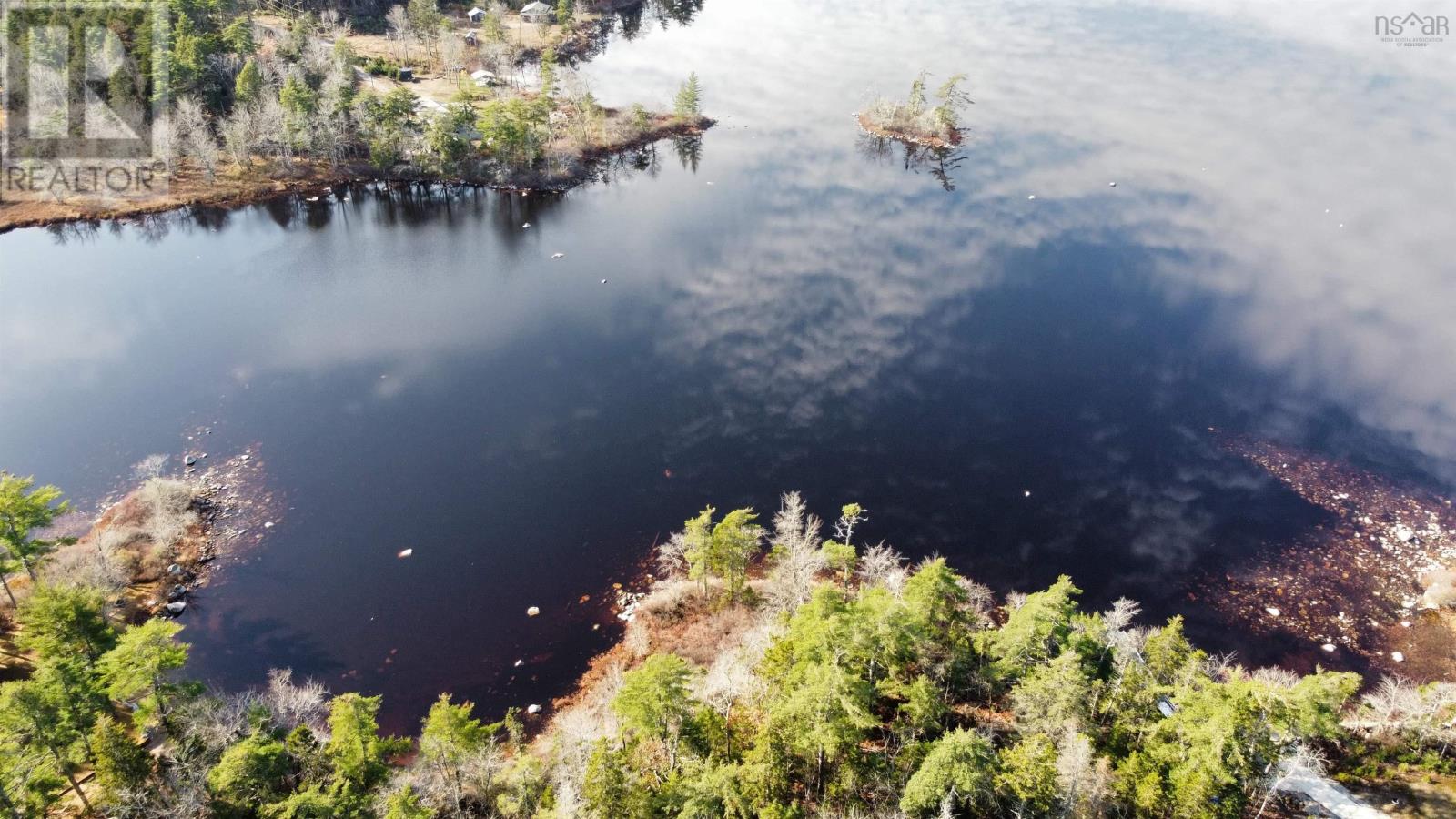 Property 10 of 21 of 2 Oak Hill Road