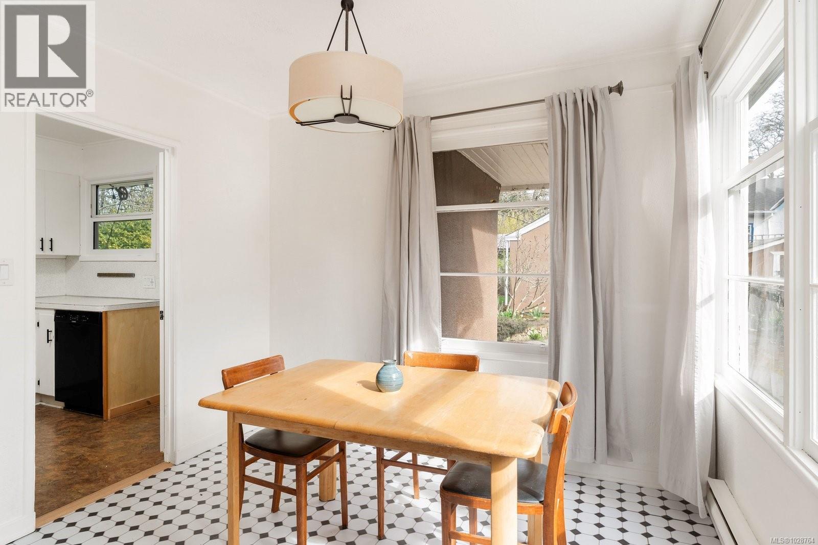  2603 Scott Street, Victoria