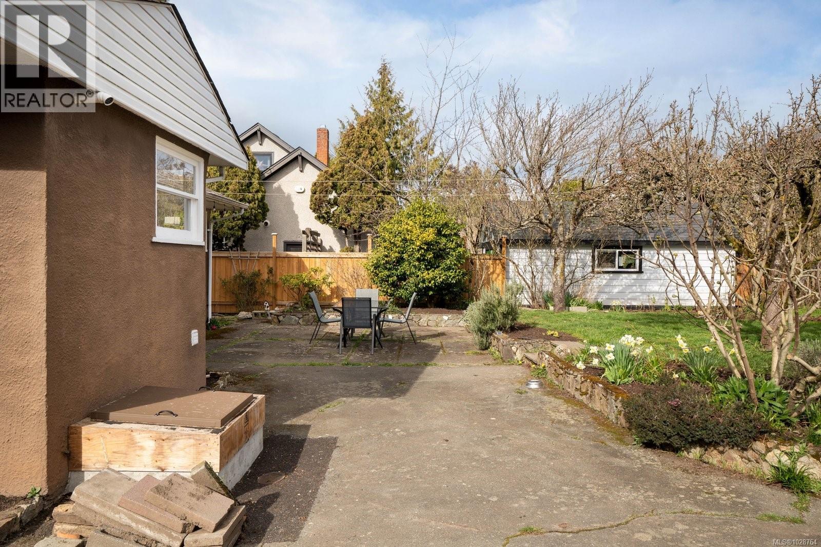  2603 Scott Street, Victoria