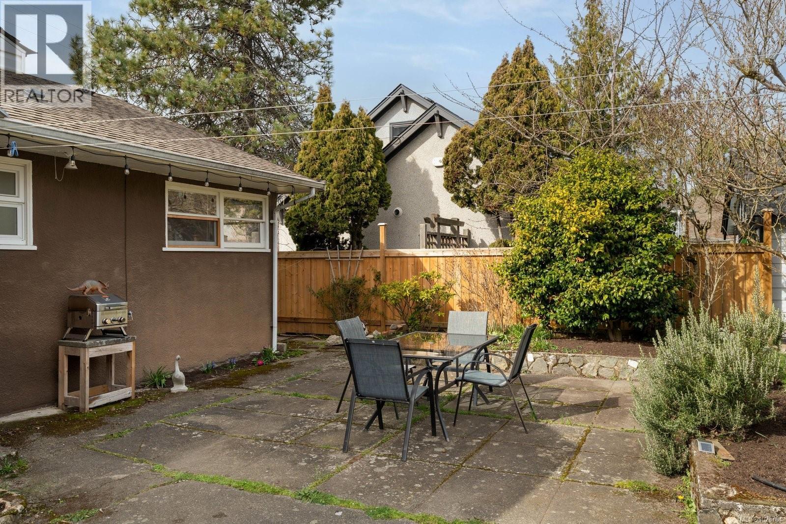  2603 Scott Street, Victoria