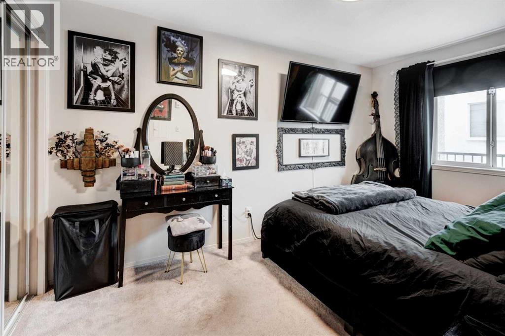 Single Family House for Sale in    Avenue SW Sunalta Calgary 