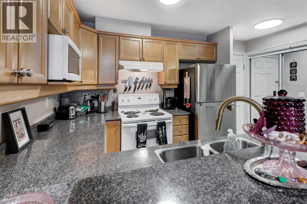 Single Family House for Sale in    Avenue SW Sunalta Calgary 