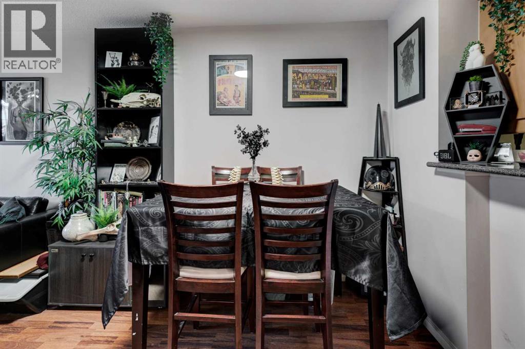 Single Family House for Sale in    Avenue SW Sunalta Calgary 