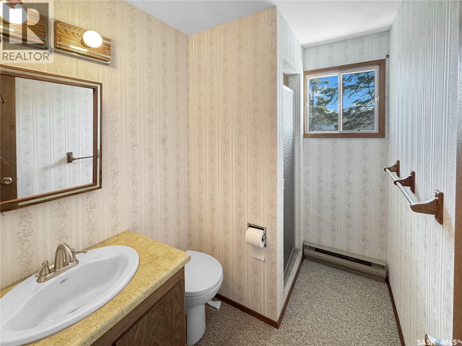 102 LAKESHORE DRIVE - 13