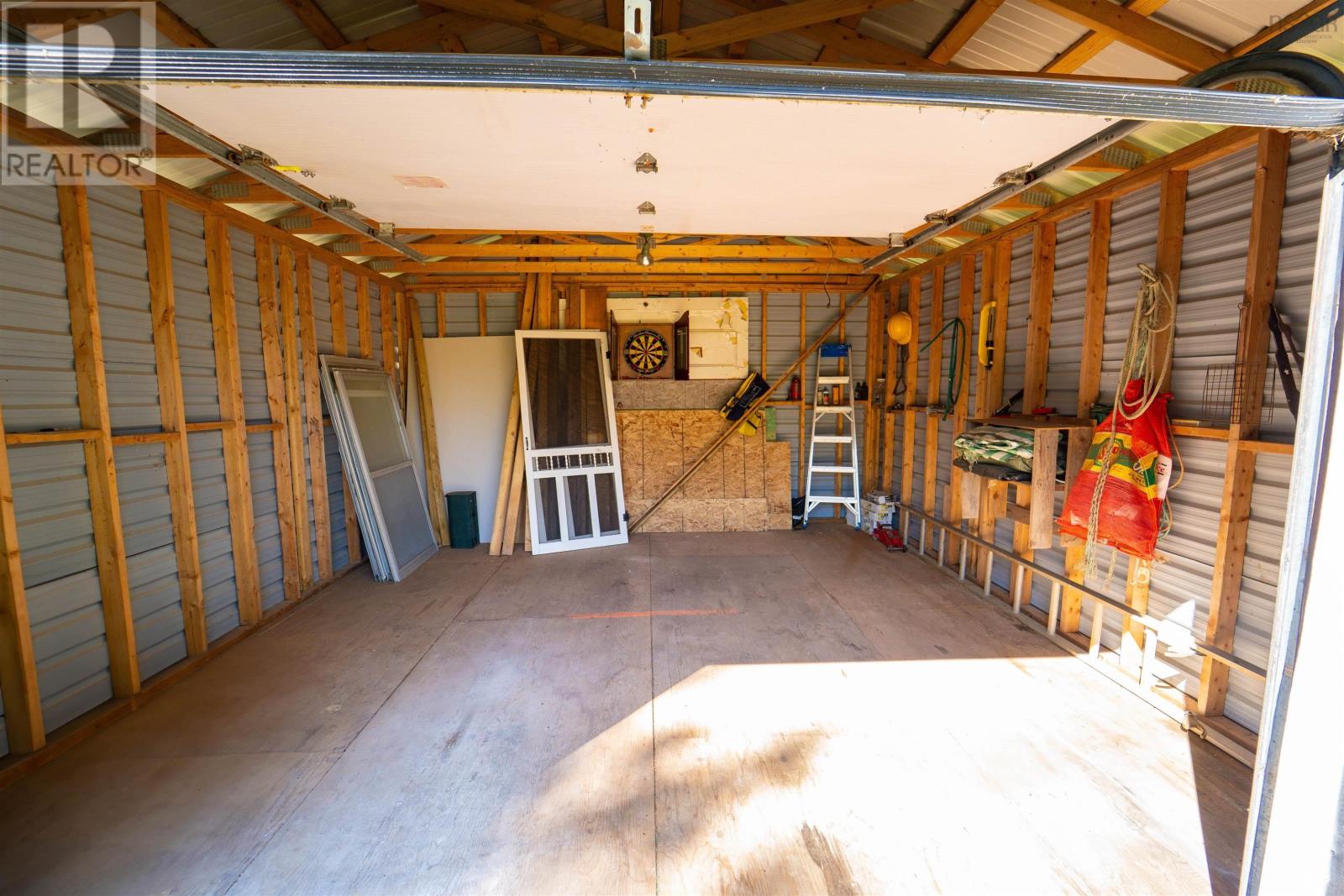 Property 47 of 50 of 1286 Elderkin Road