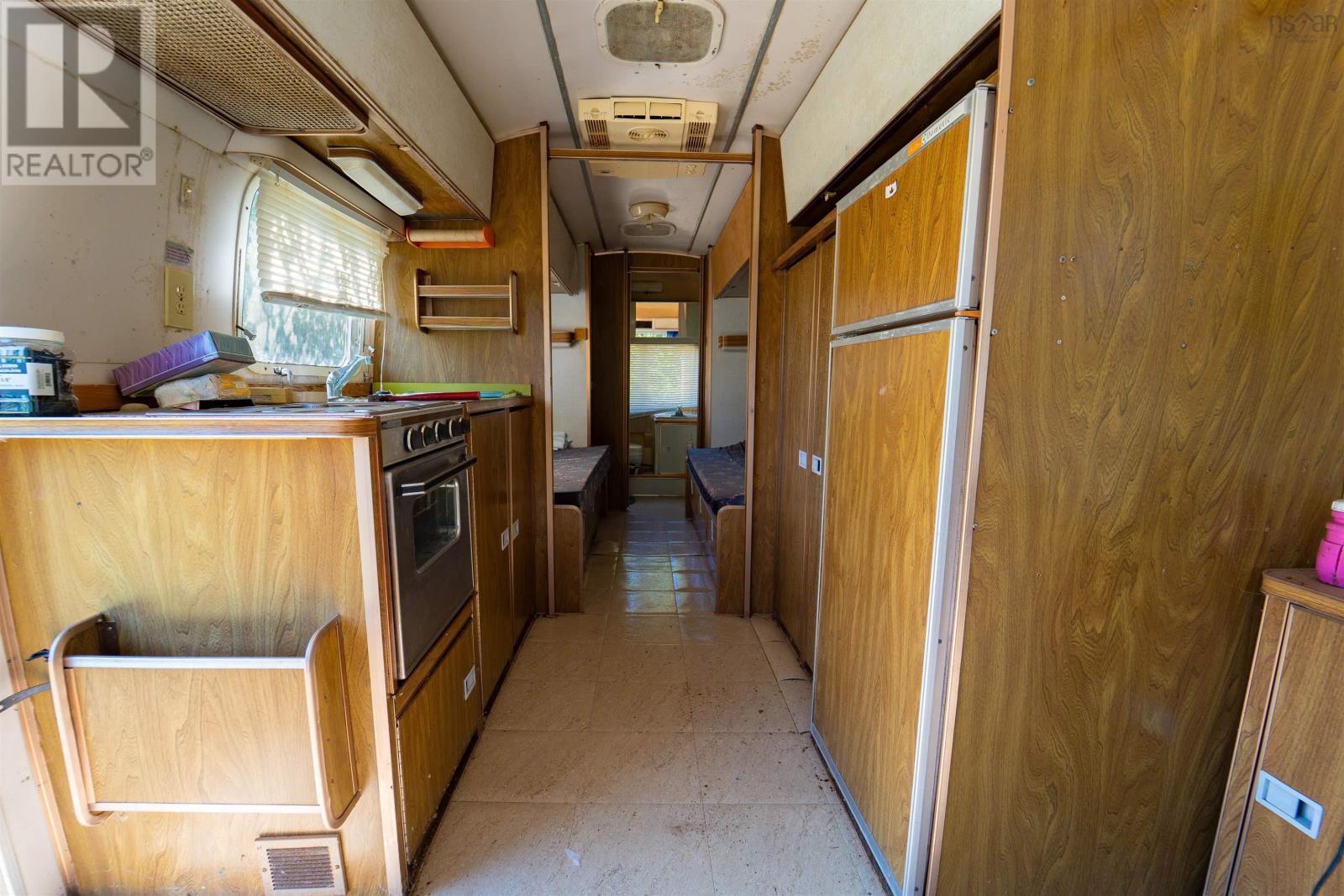 Property 42 of 50 of 1286 Elderkin Road