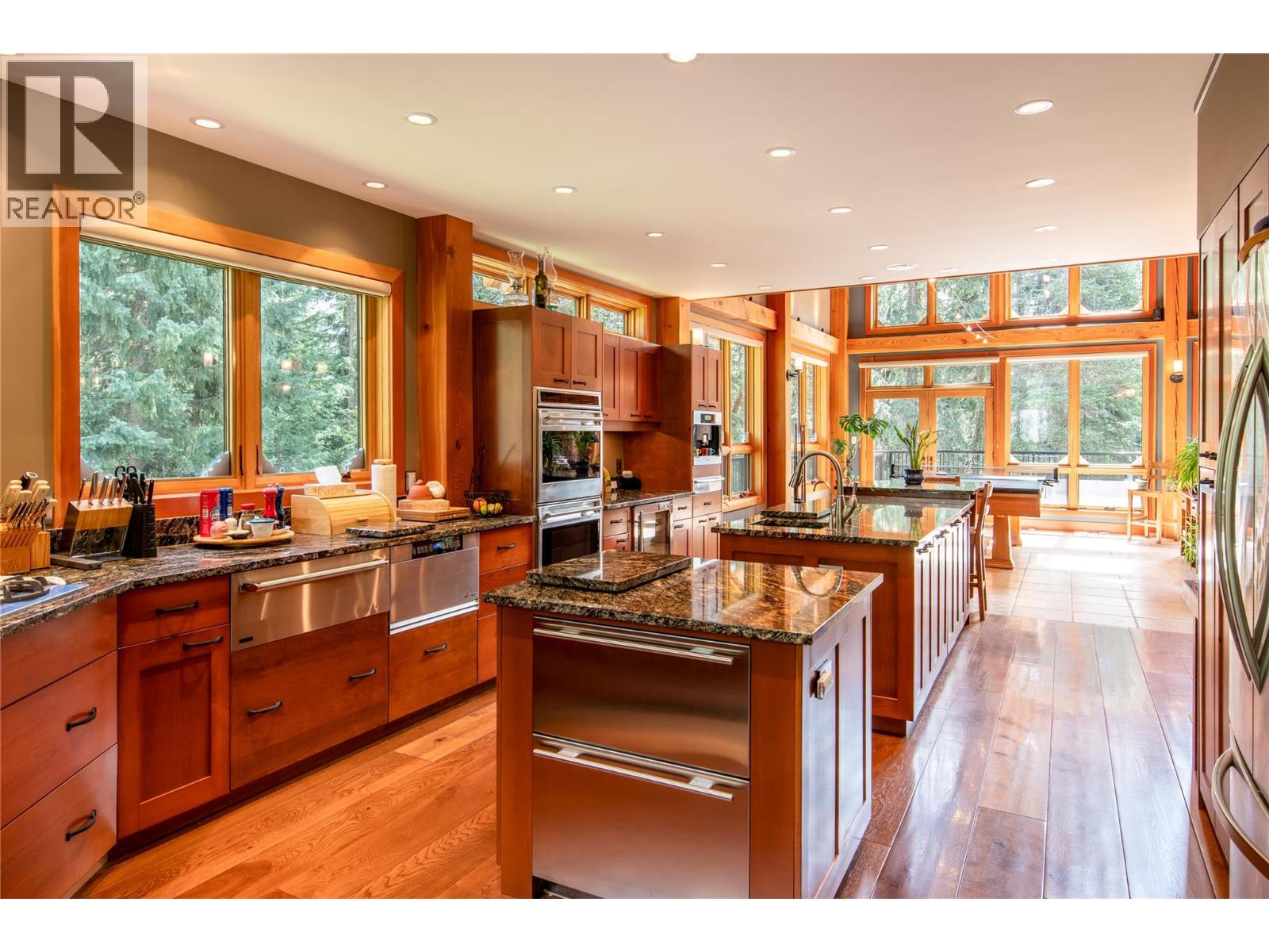 2480 Golden Donald Upper Road, Golden