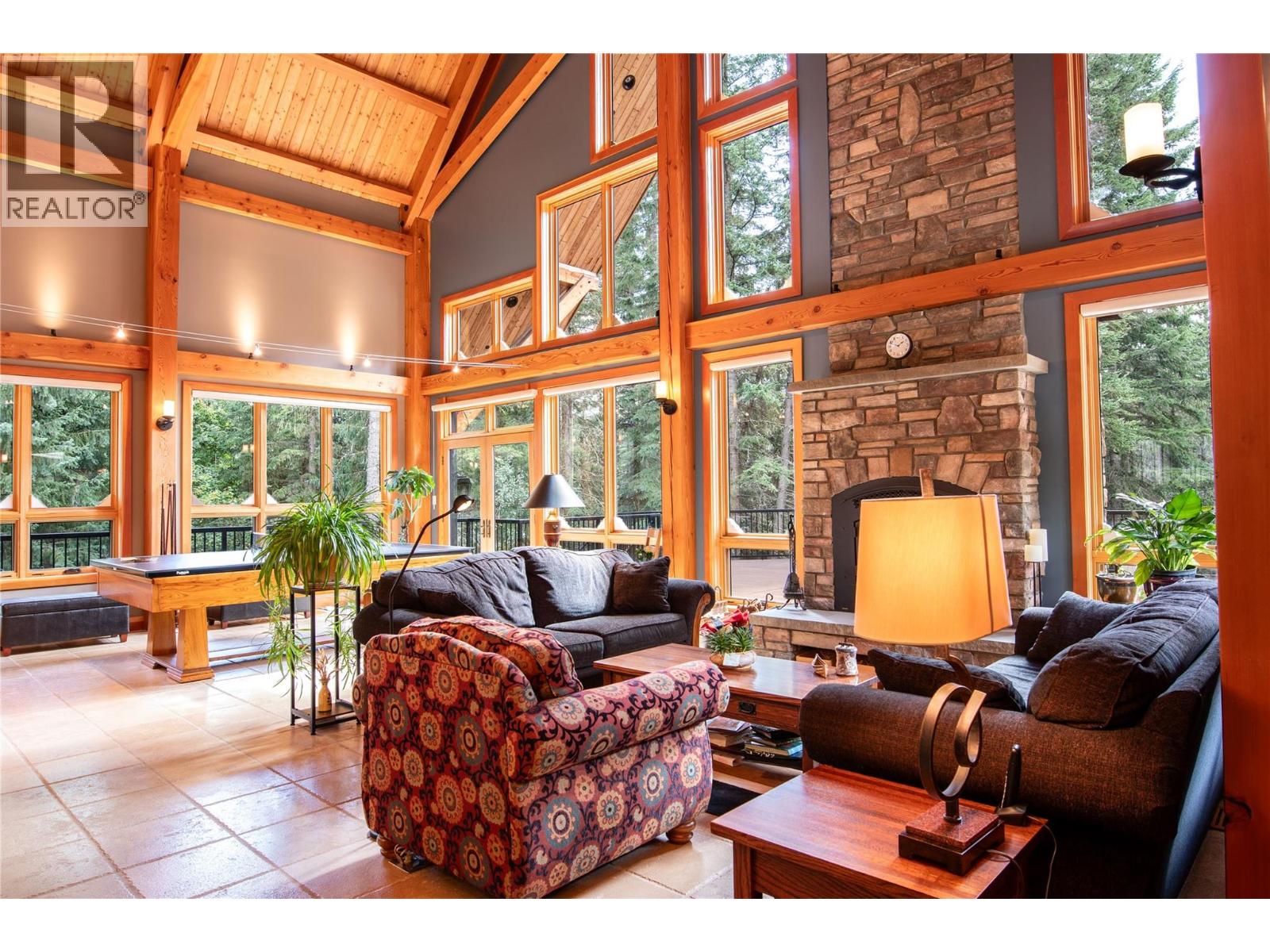 2480 Golden Donald Upper Road, Golden