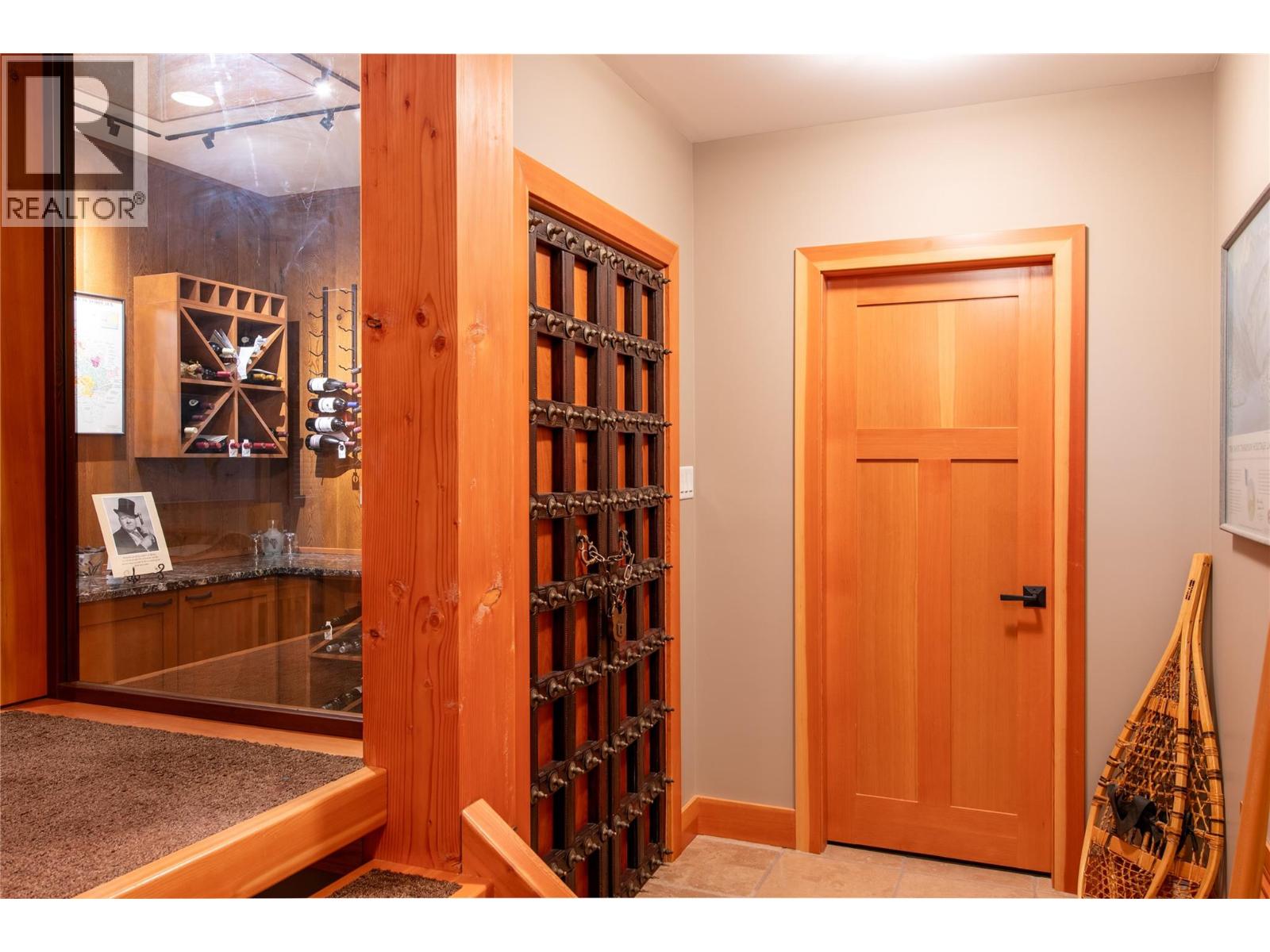 2480 Golden Donald Upper Road, Golden