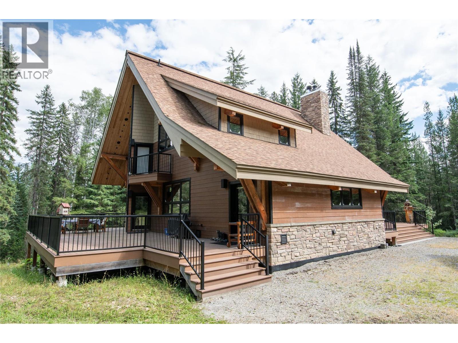 2480 Golden Donald Upper Road, Golden