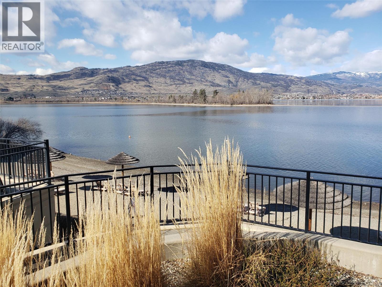 329 4200 LAKESHORE Drive, Osoyoos