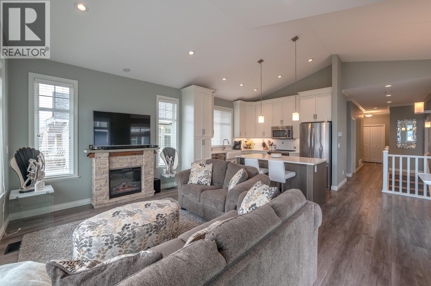 2450 RADIO TOWER Road Unit# 182, Oliver