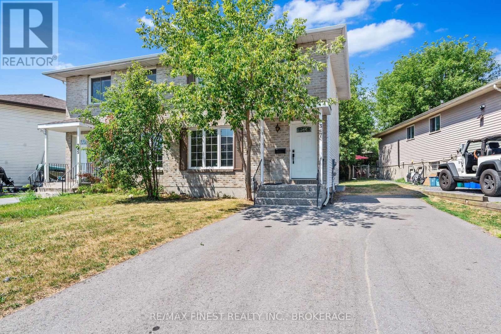 347 KINGSDALE AVENUE - 3