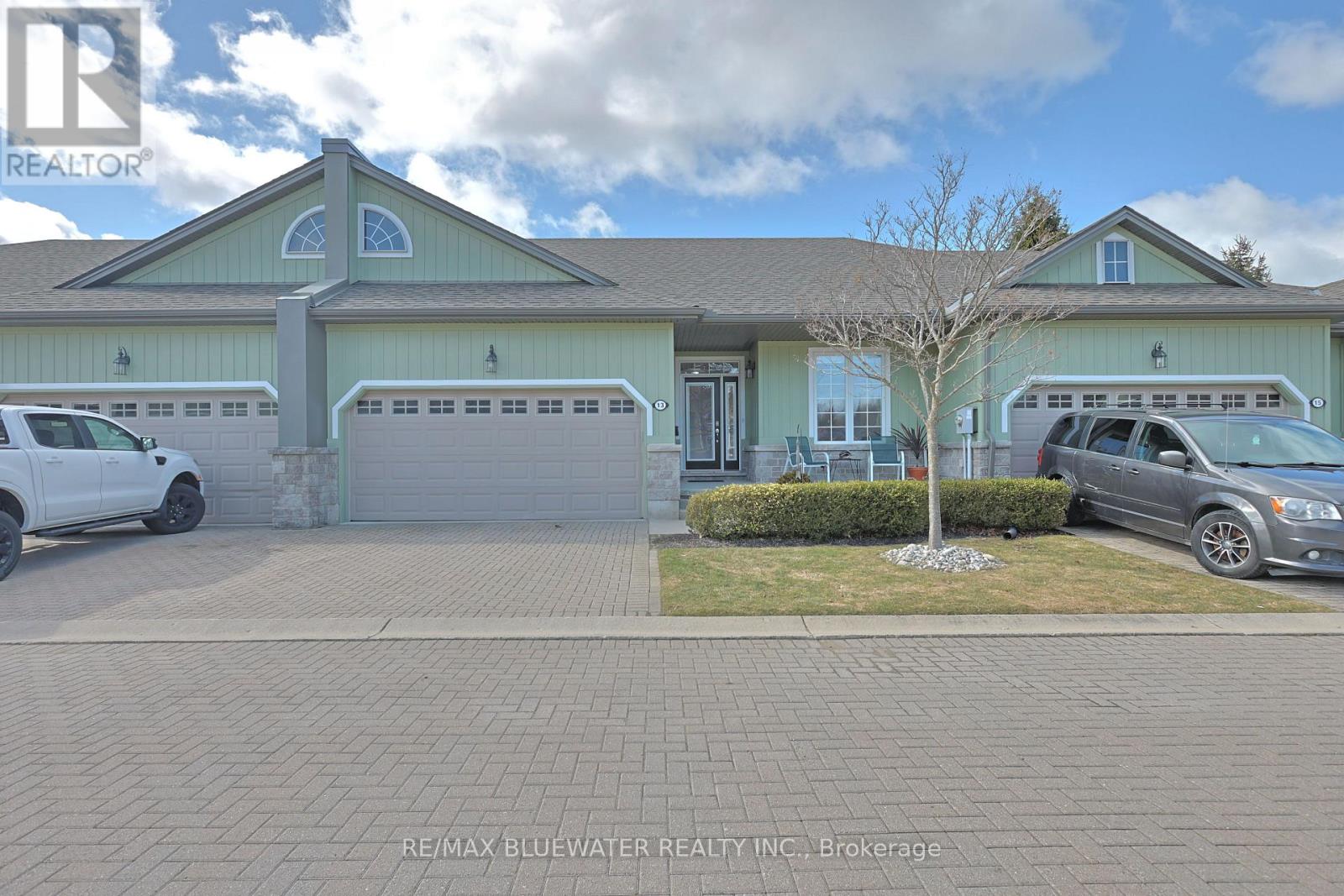 13 OAKWOOD LINKS LANE - 6