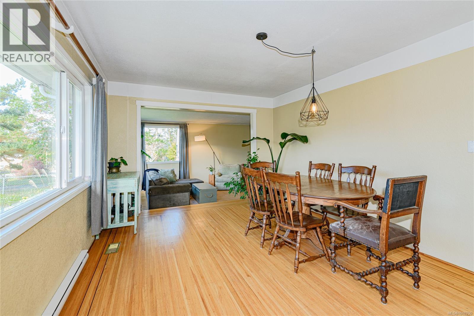  273 Maliview Drive, Salt Spring