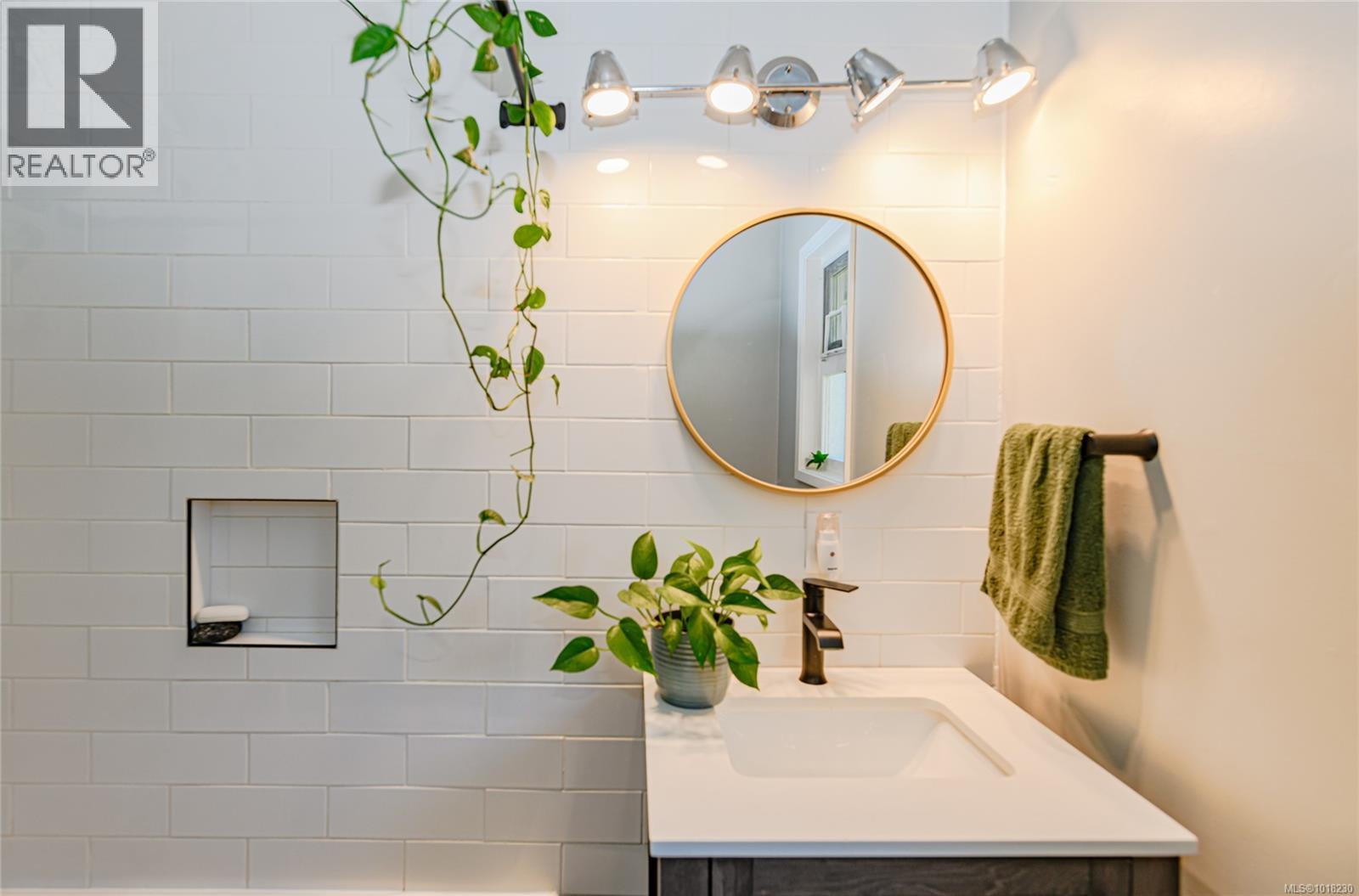  273 Maliview Drive, Salt Spring