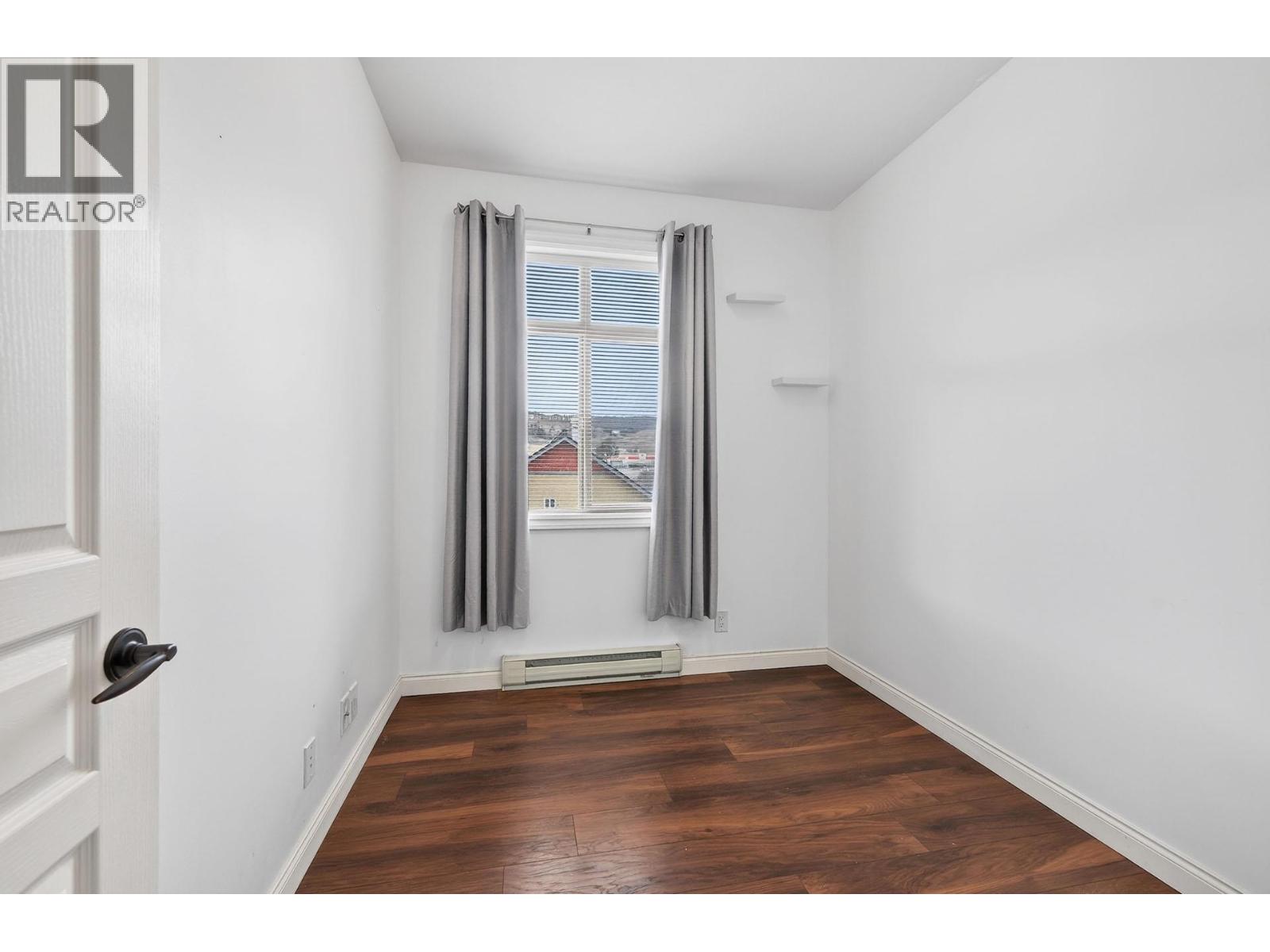 1390 Hillside Drive Unit# #302, Kamloops