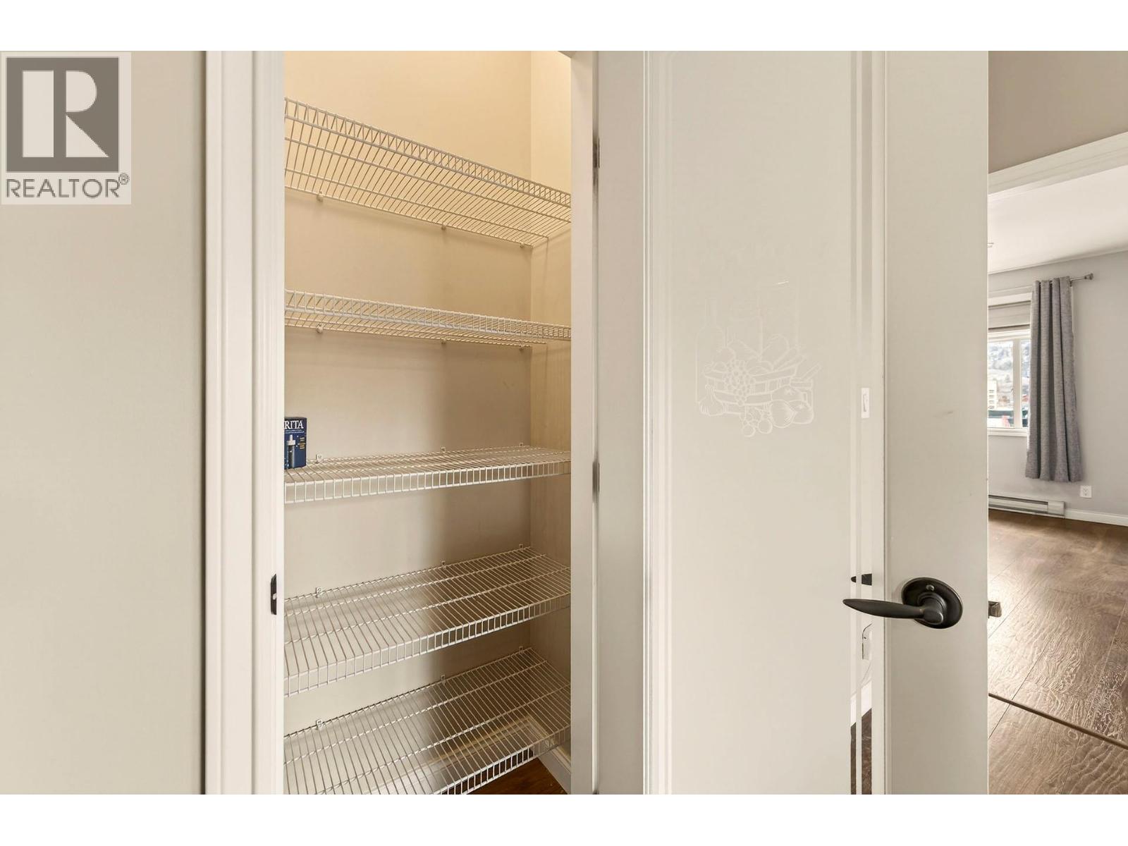 1390 Hillside Drive Unit# #302, Kamloops