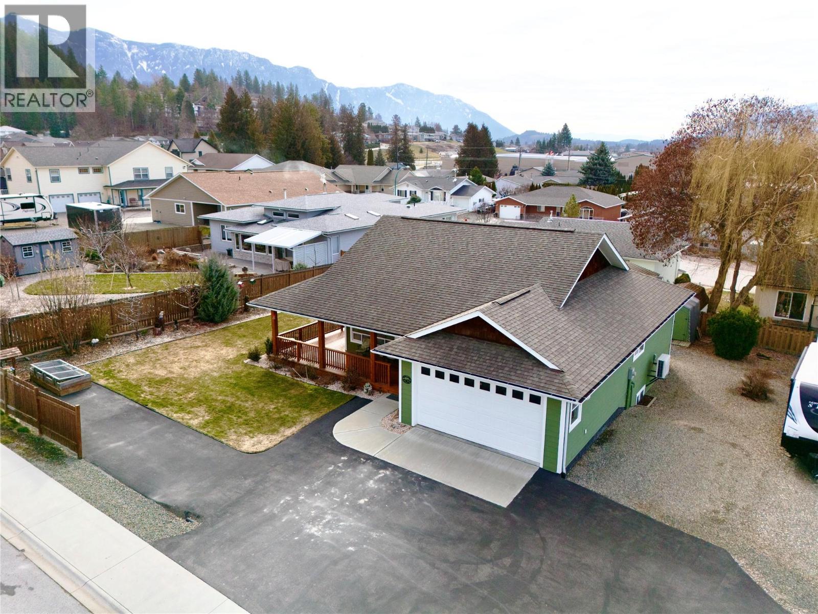 1719 Murdoch Street, Creston