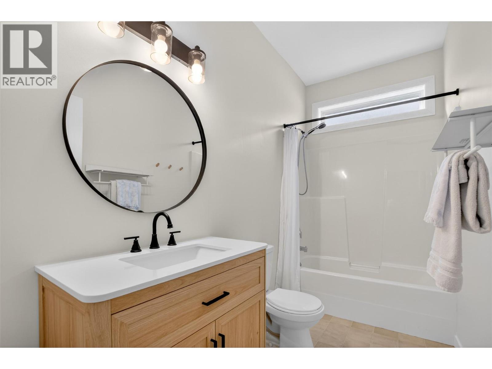  8722 Pollock Terrace, Summerland