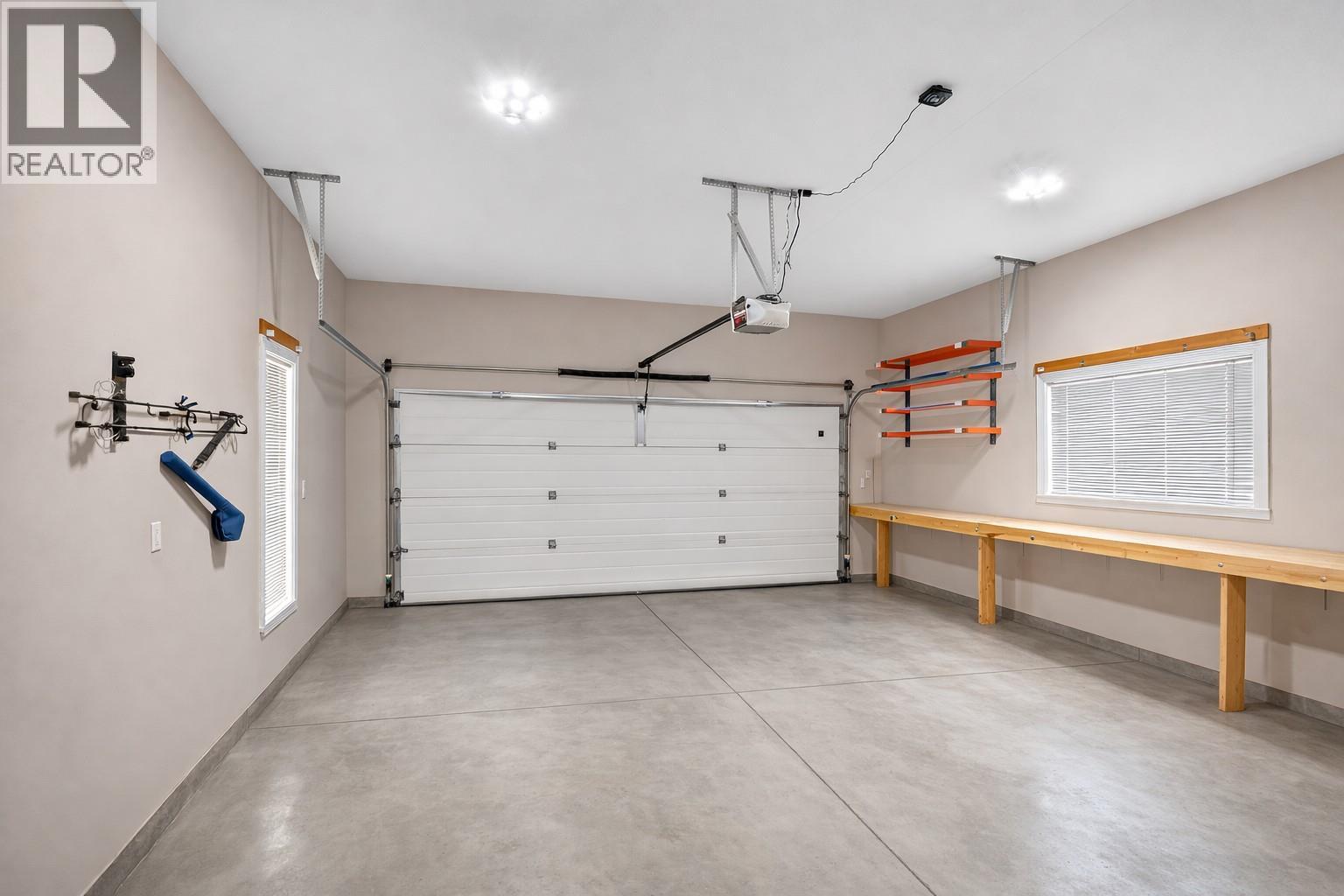  8722 Pollock Terrace, Summerland