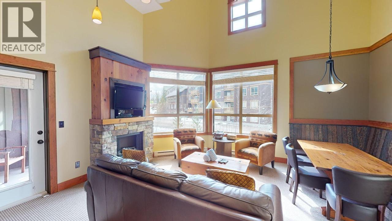 #643C 4559 TIMBERLINE Crescent - 2