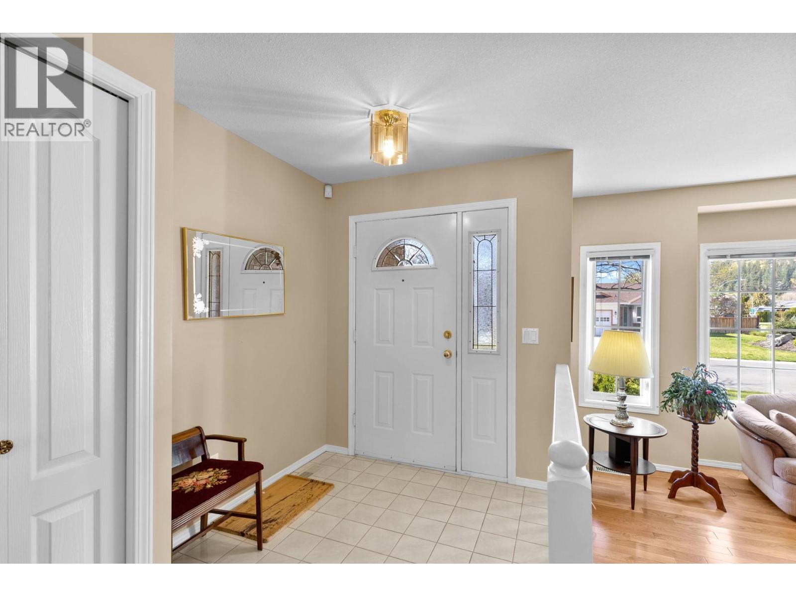  390 McTavish Crescent, Kelowna