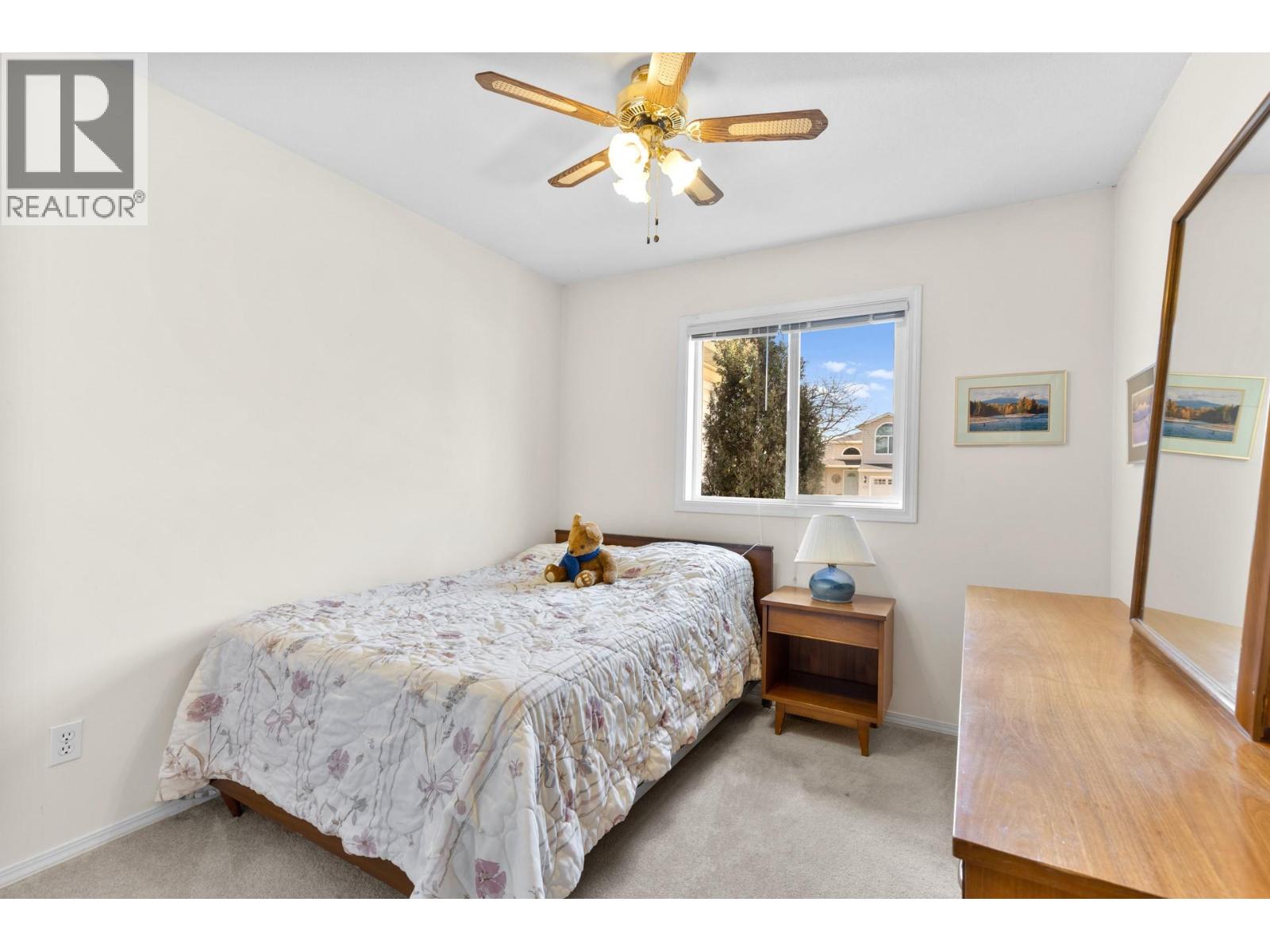  390 McTavish Crescent, Kelowna