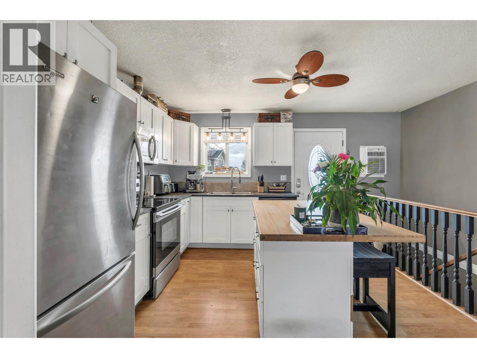 764 Penticton Avenue, Penticton