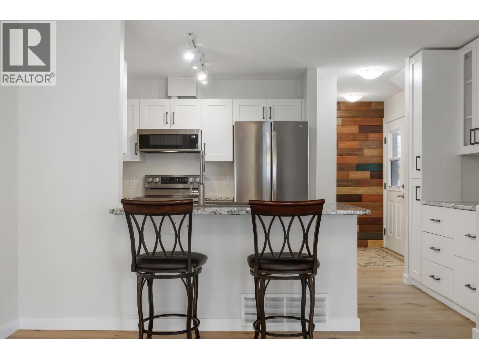 5460 Clements Crescent Unit# 107, Peachland