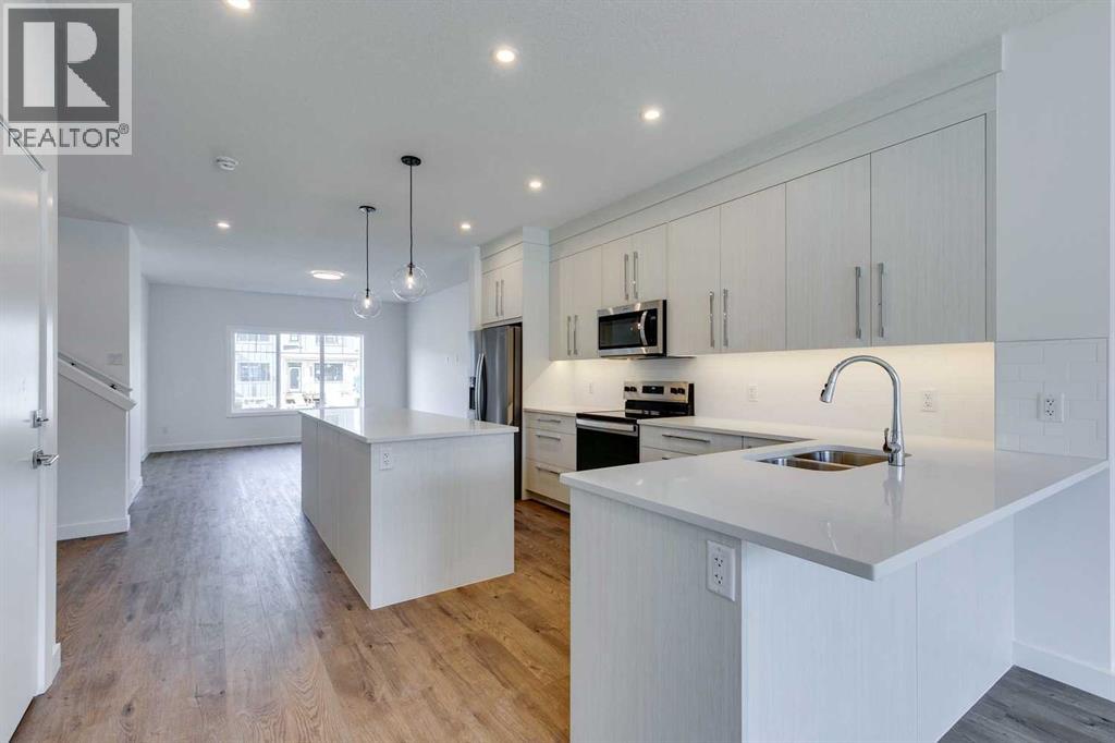 Single Family House for Sale in  Rangeview Street SE Rangeview Calgary 