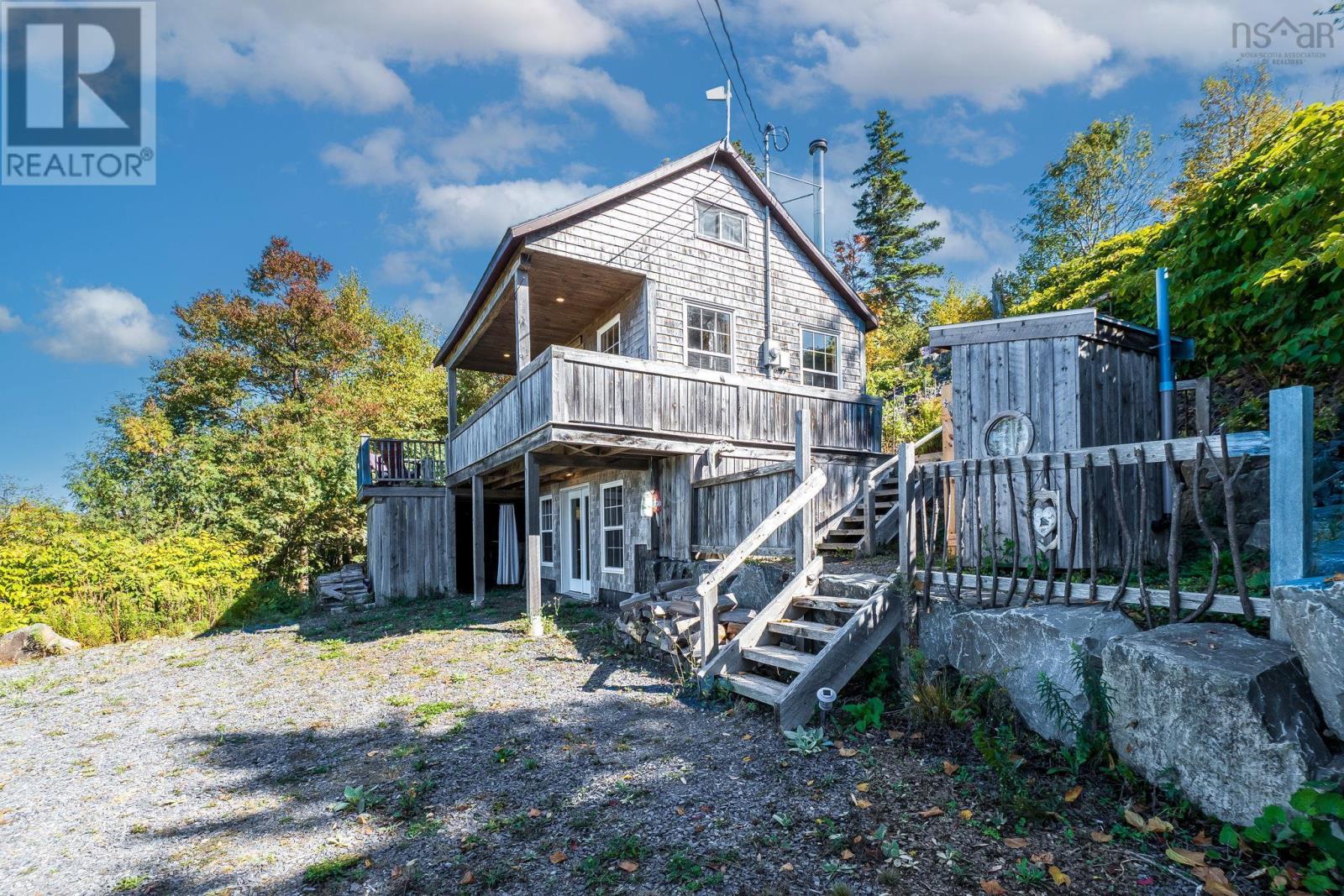 Property 41 of 51 of 54 Cove Road