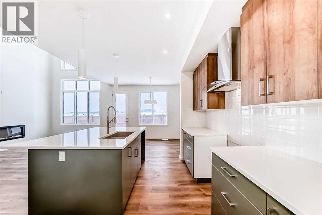 Single Family House for Sale in  Bartlett Crescent SE Rangeview Calgary 