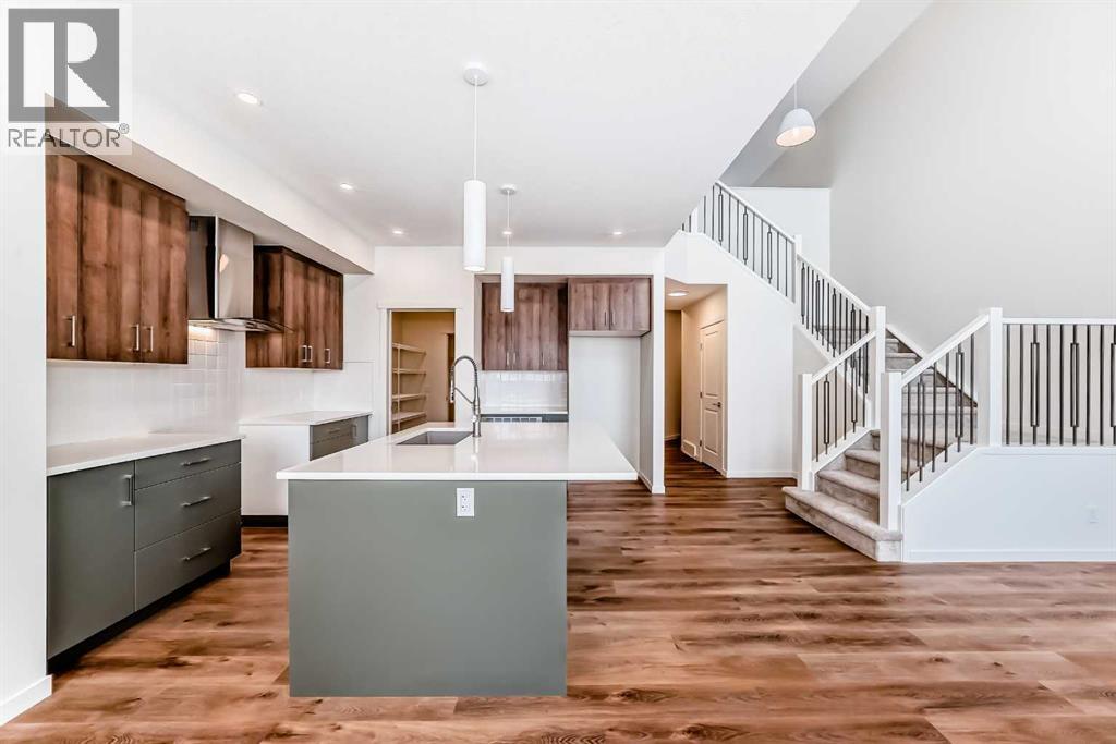 Single Family House for Sale in  Bartlett Crescent SE Rangeview Calgary 