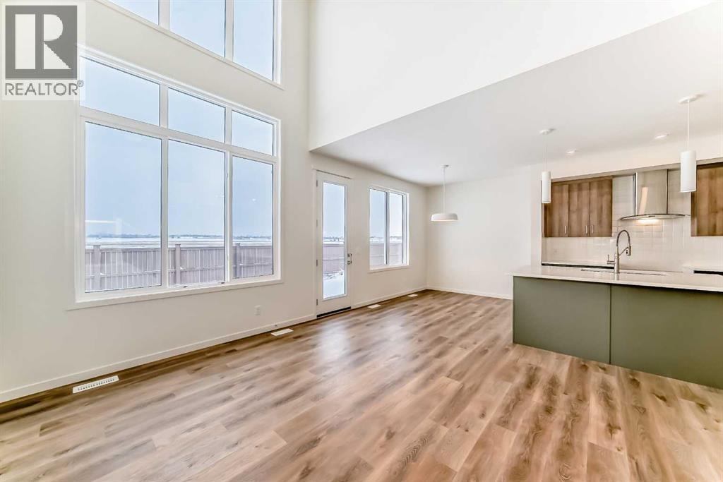 Single Family House for Sale in  Bartlett Crescent SE Rangeview Calgary 