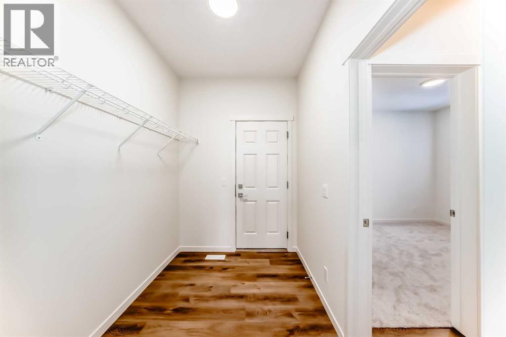 Single Family House for Sale in  Bartlett Crescent SE Rangeview Calgary 