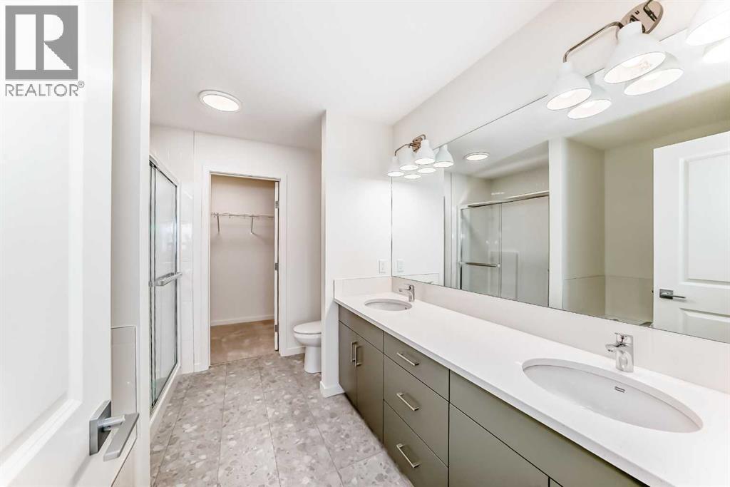 Single Family House for Sale in  Bartlett Crescent SE Rangeview Calgary 