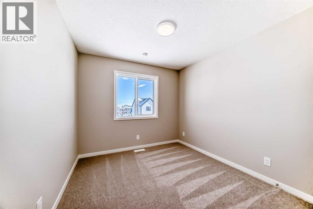 Single Family House for Sale in  Mercado Landing SE Mahogany Calgary 