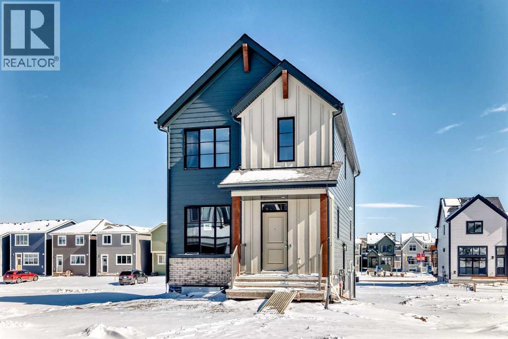 Single Family House for Sale in  Mercado Landing SE Mahogany Calgary 