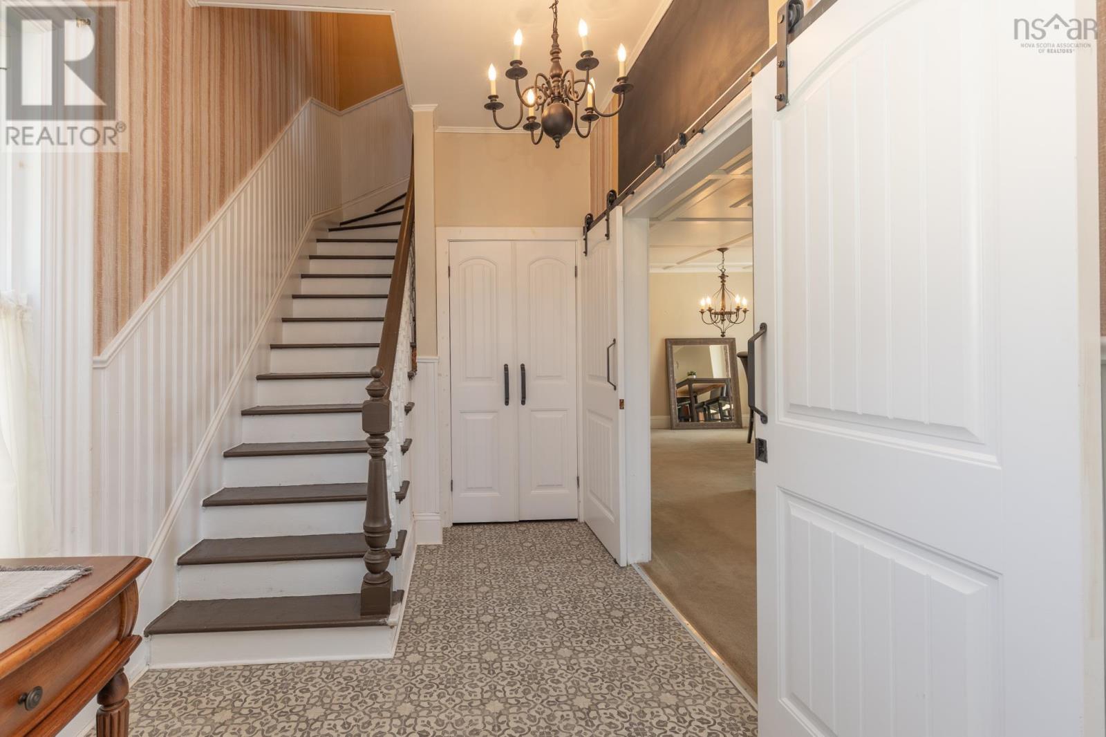 Property 27 of 40 of 53 William Street